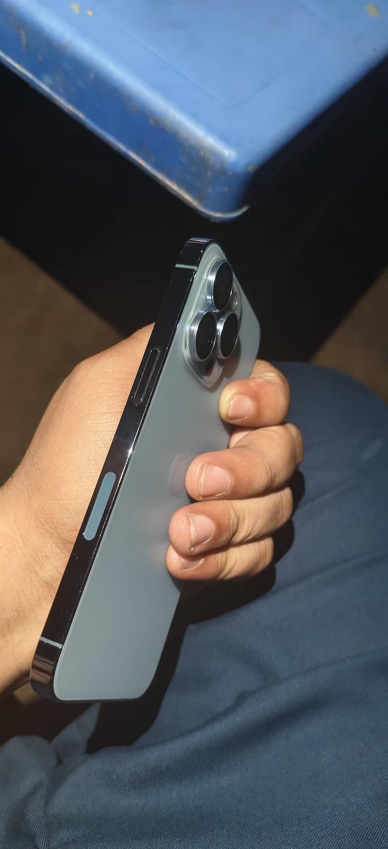 Apple iPhone 13 Pro 2