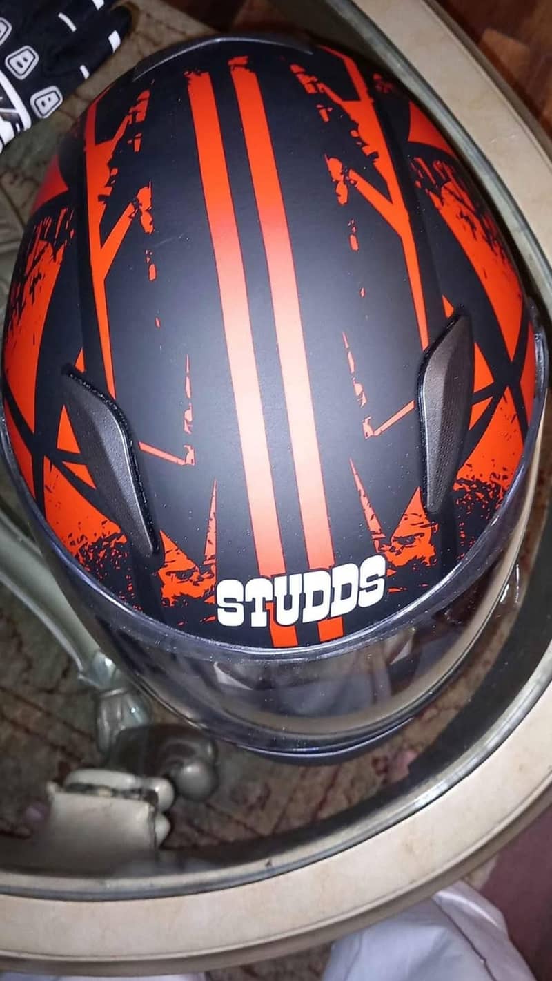 Helmet 2