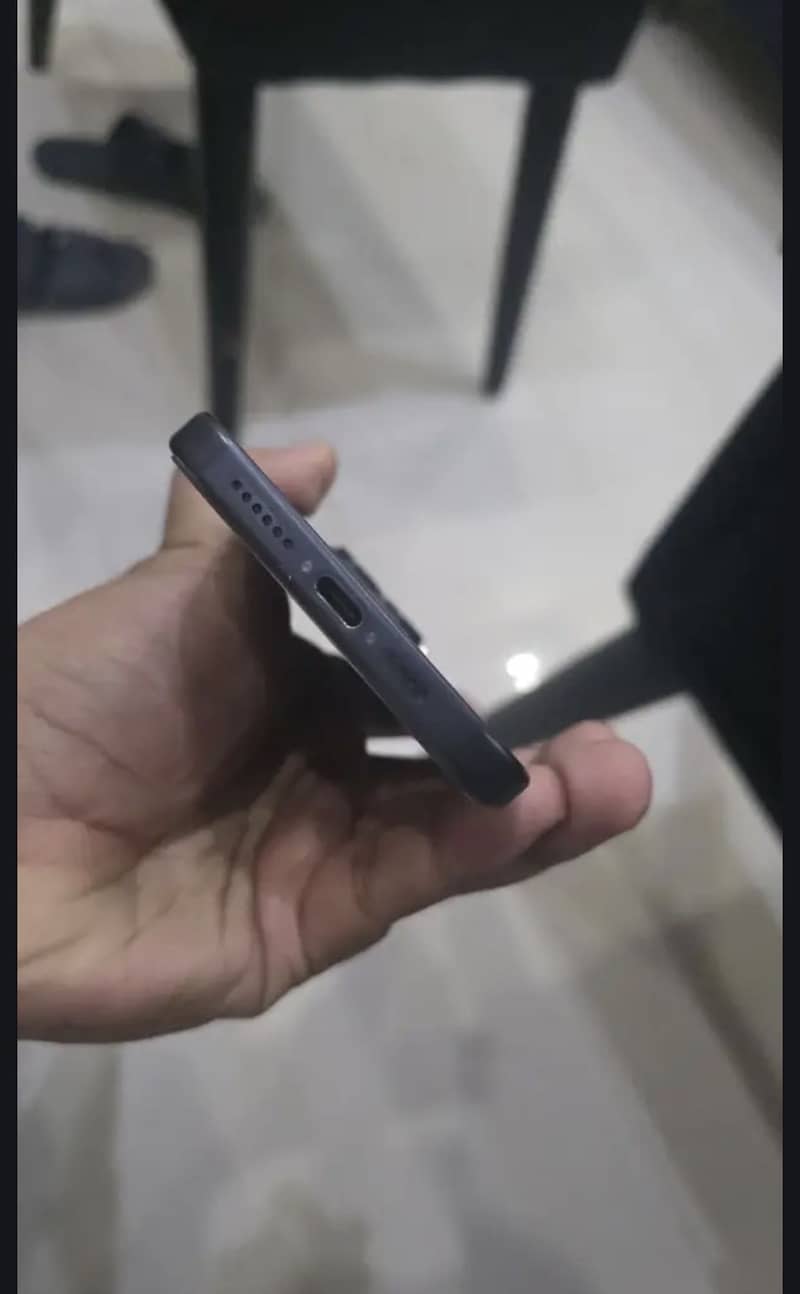 Apple iPhone 15 Pro Max 1