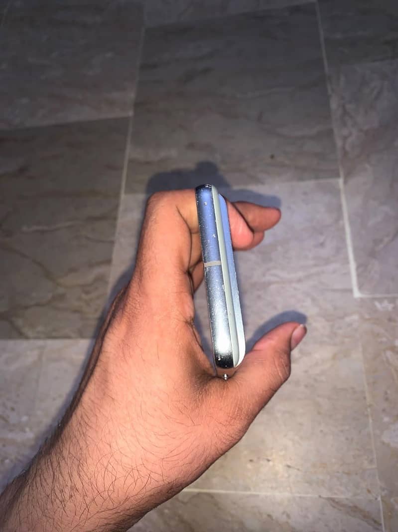 Google Pixel 8 5