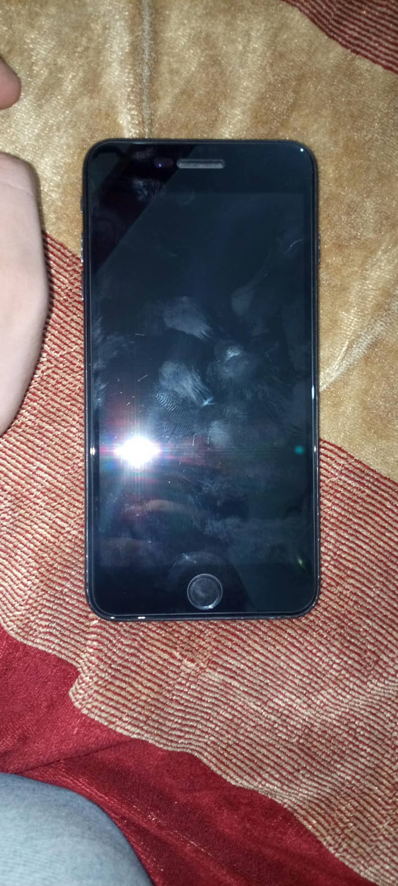 Apple iPhone 7 Plus 0