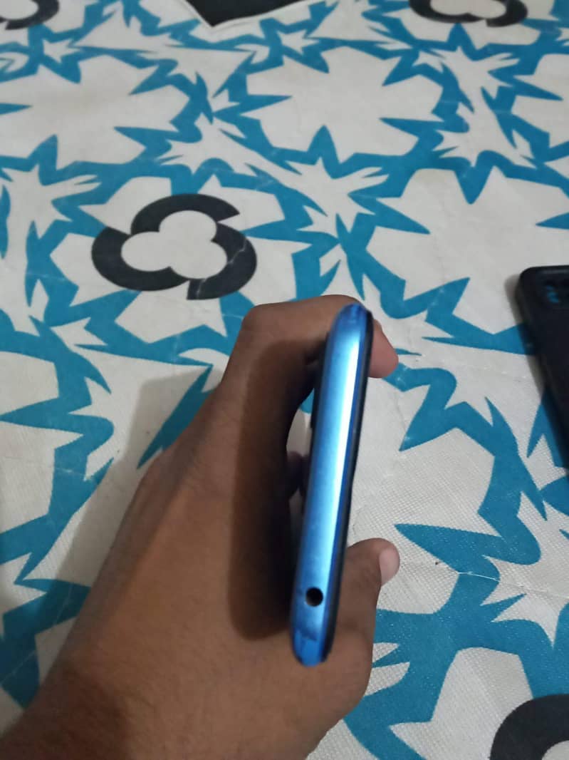 Xiaomi Redmi 10A 3
