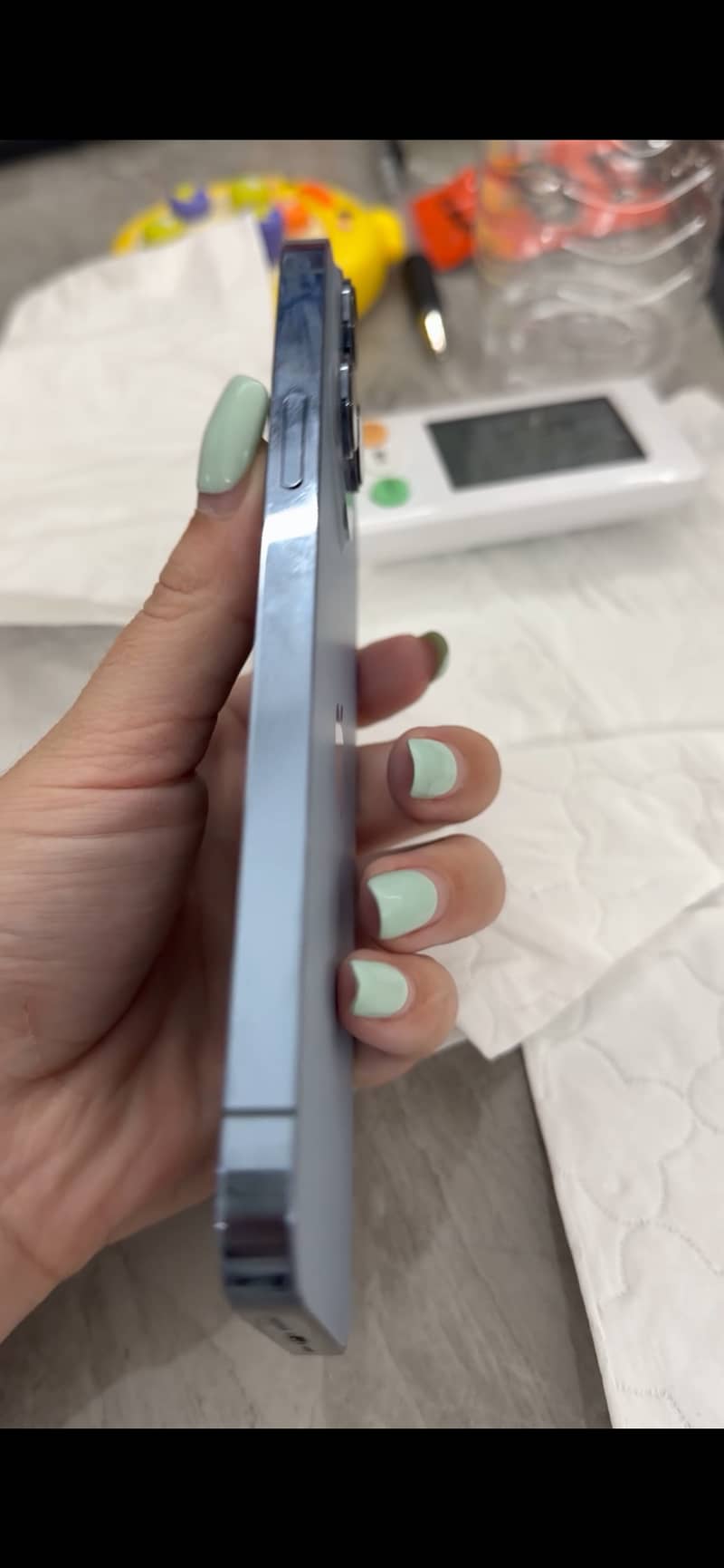 Apple iPhone 13 Pro Max 4