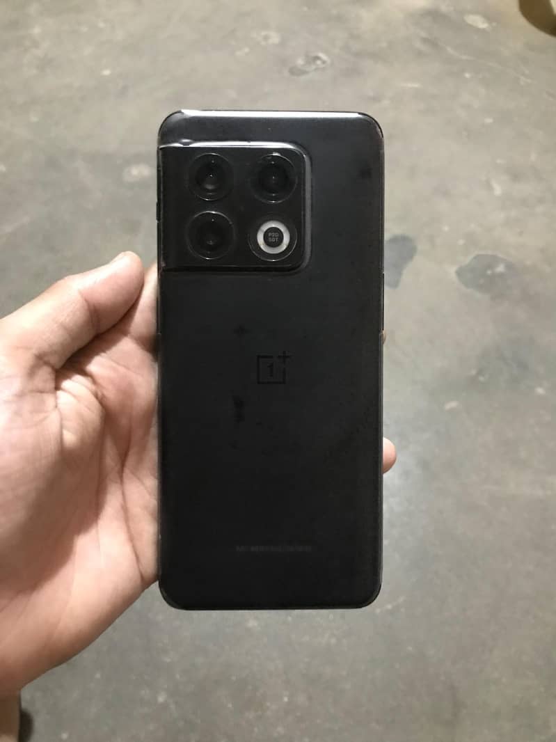 One Plus 10 Pro 5