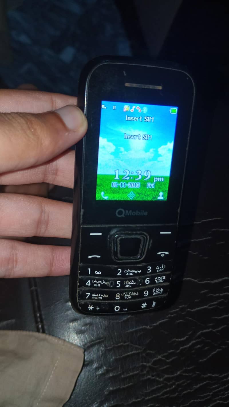 QMobile Classic 1