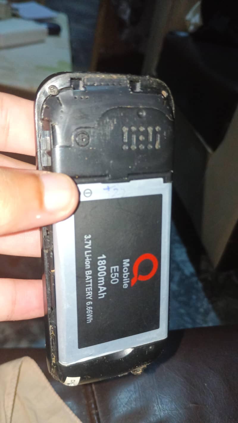 QMobile Classic 5