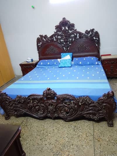 Good Condiion Bedroom Set