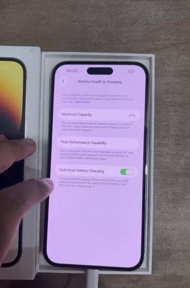 Apple iPhone 14 Pro Max 4