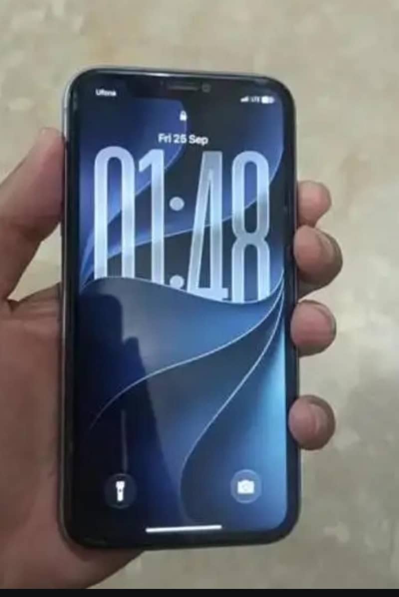 Apple iPhone 11 0