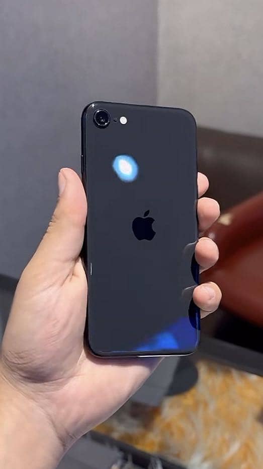 Apple iPhone SE 0