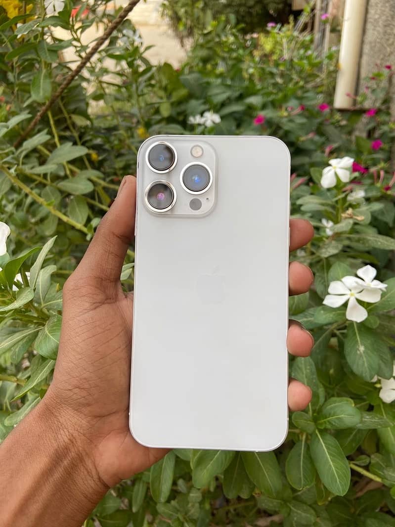 Apple iPhone XR 0
