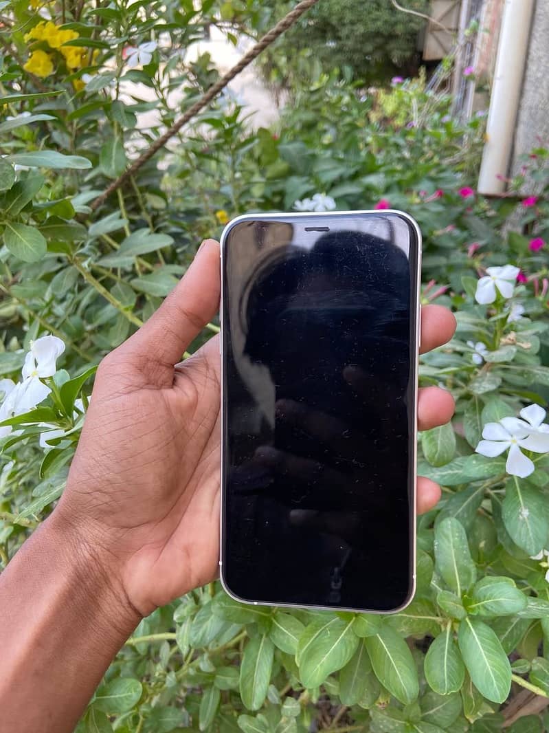 Apple iPhone XR 2