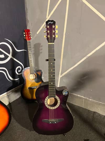 begginner guitars Avalalible//03220061612//GUITARS ERA
