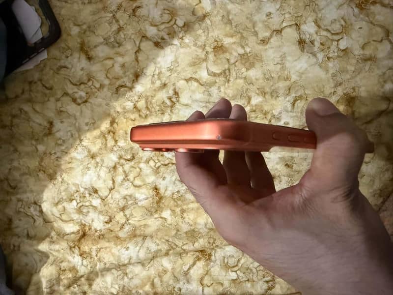 Apple iPhone 17 Pro Max 5