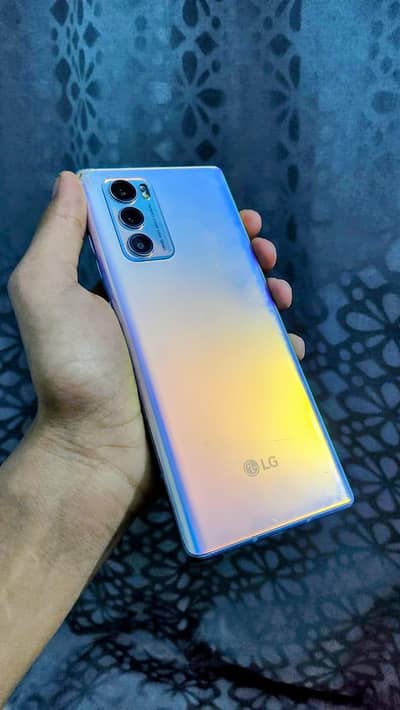 LG Wing 5G