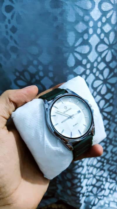 selling male watches master lock