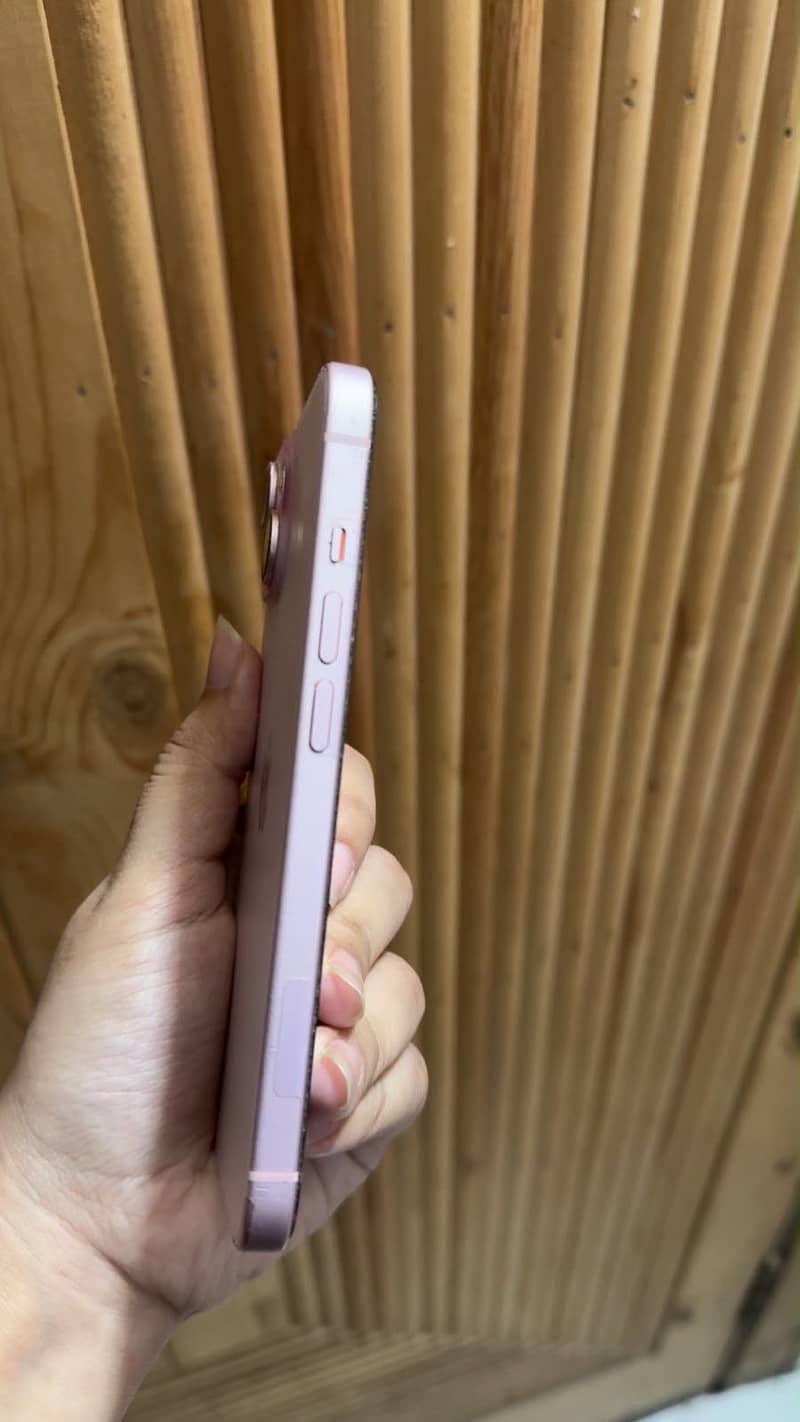 Apple iPhone 15 1