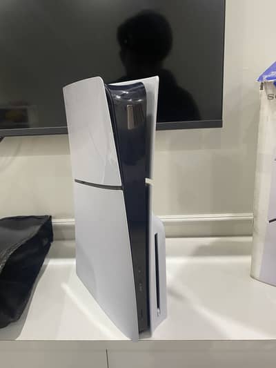 Ps5 slim 1tb dics with box Sealed machine