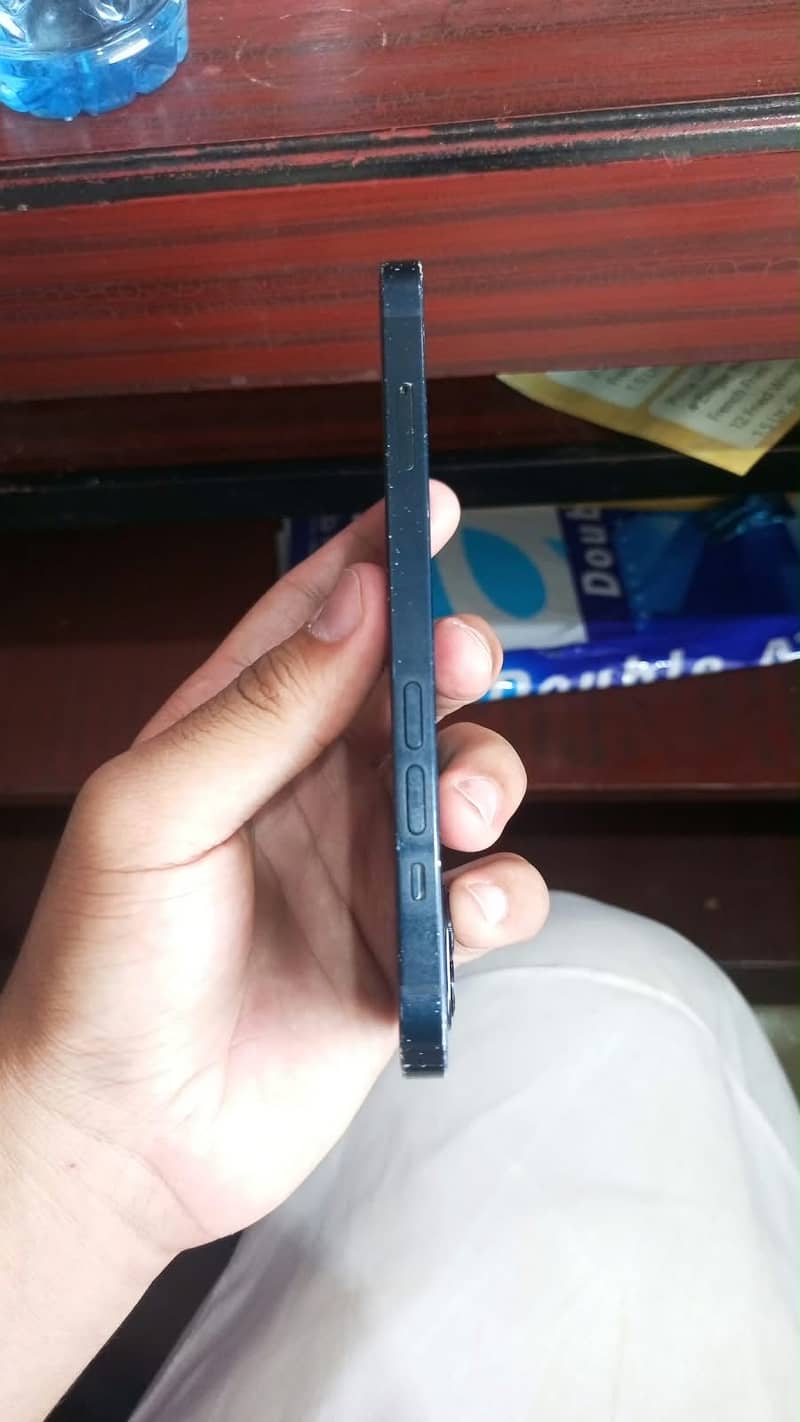 Apple iPhone 14 2