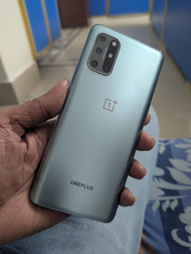 One Plus 8T 0