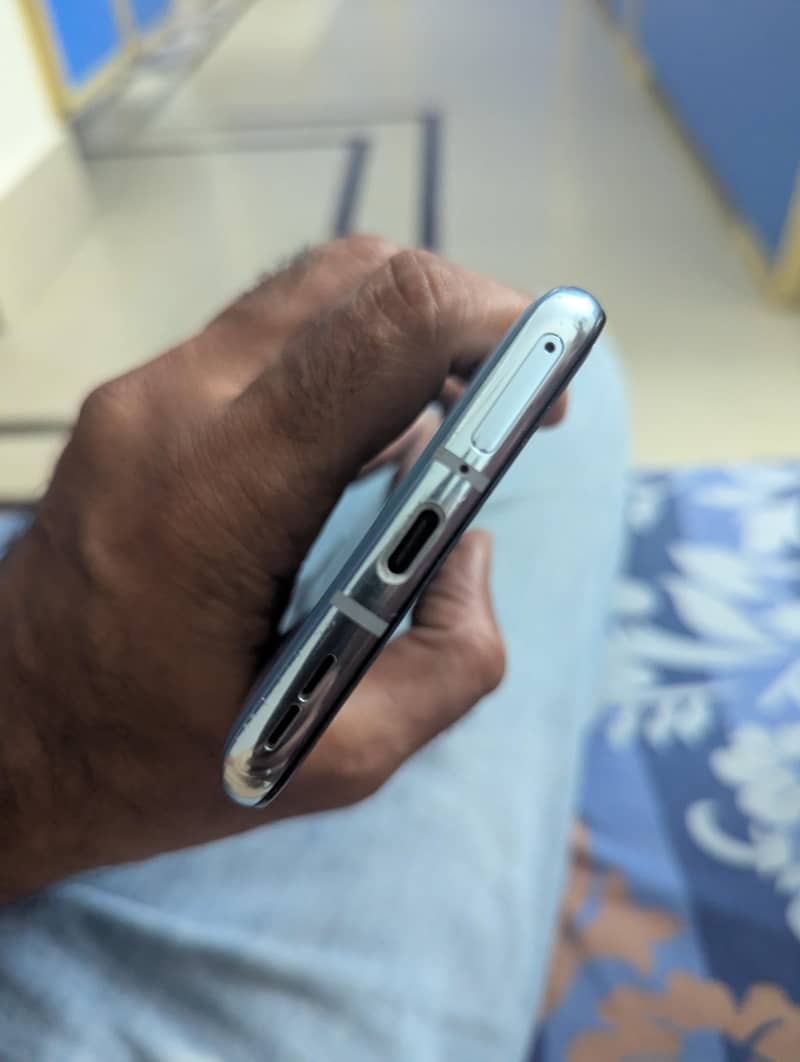 One Plus 8T 5
