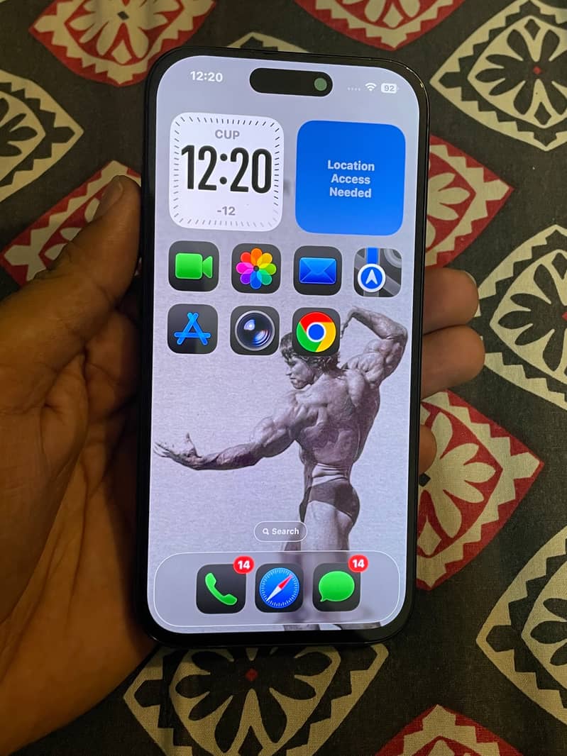 Apple iPhone 15 Pro 6
