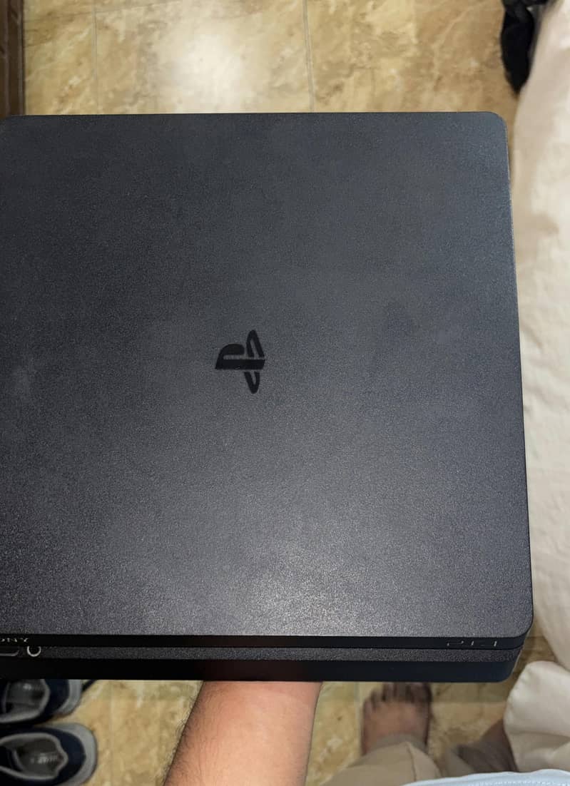 Ps4 Slim Jailbreak With 2 Controllers 4