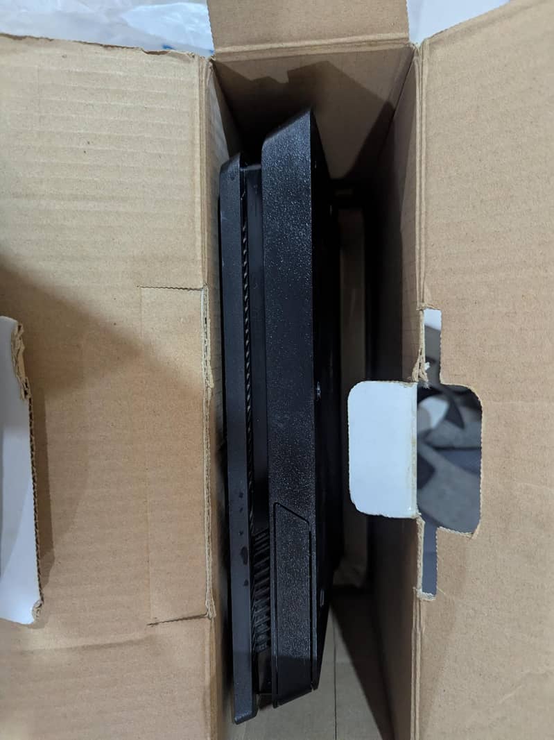 Ps4 Slim Jailbreak With 2 Controllers 5