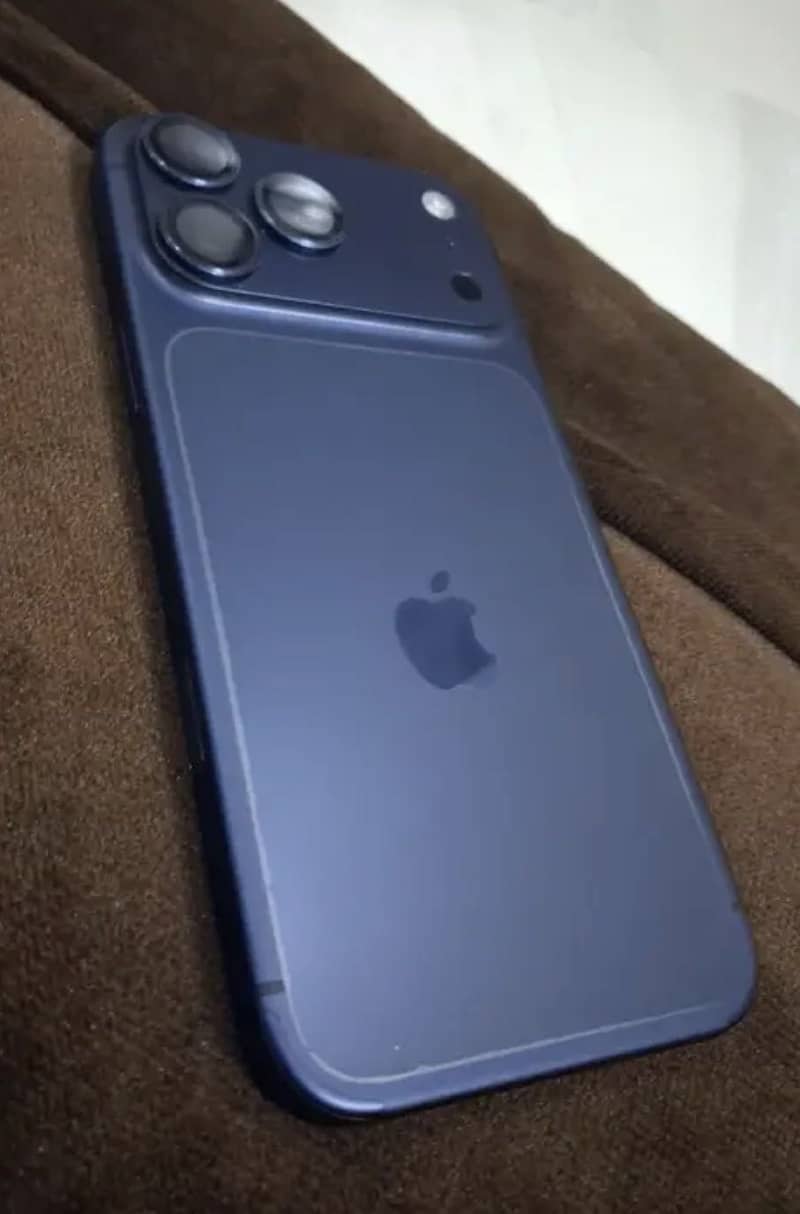 Apple iPhone 17 Pro 2