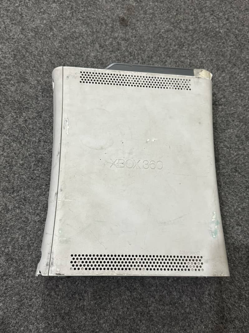 XBOX 360 FAT CONSOLE 6