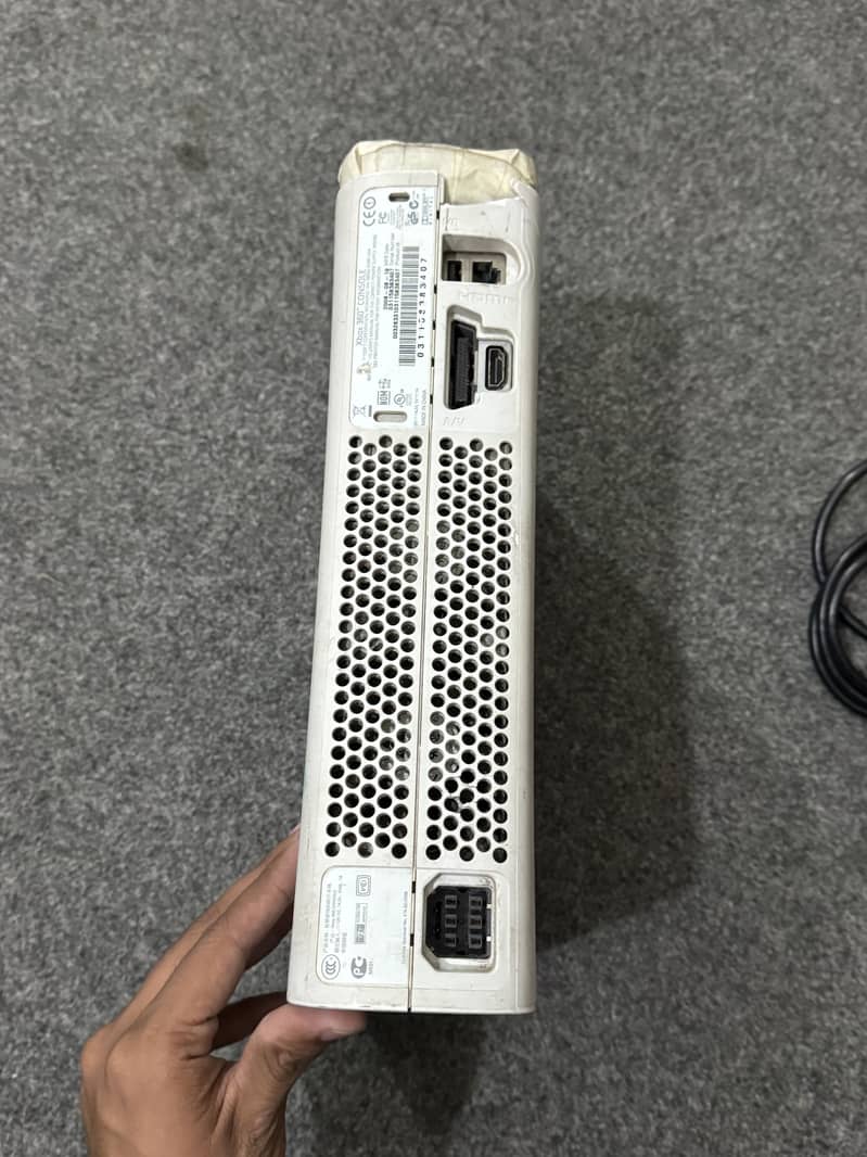 XBOX 360 FAT CONSOLE 7