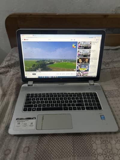 HP Envy 17 Touchscreen | Core i7 | 12GB RAM | NVIDIA 840M | SSD