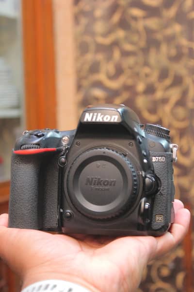 Nikon D750 Full Frame DSLR Camera Body