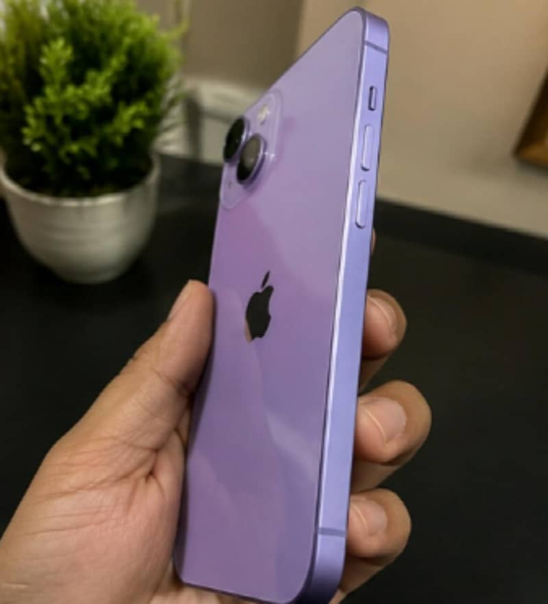Apple iPhone 14 plus 3