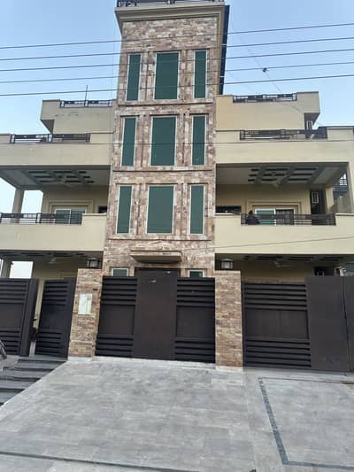 Hostel Building for Sale in OPF Near Pine Avenue and LDA Avenue