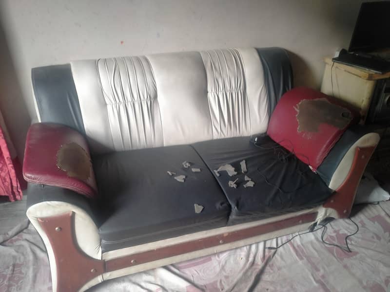7 seater sofa set 1 table 1