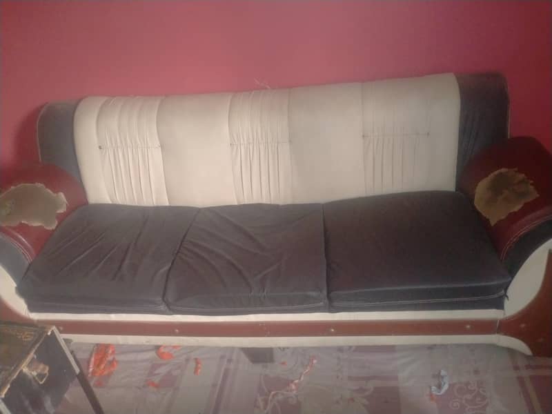 7 seater sofa set 1 table 3