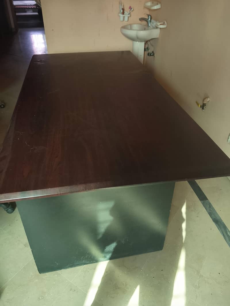 large table 1