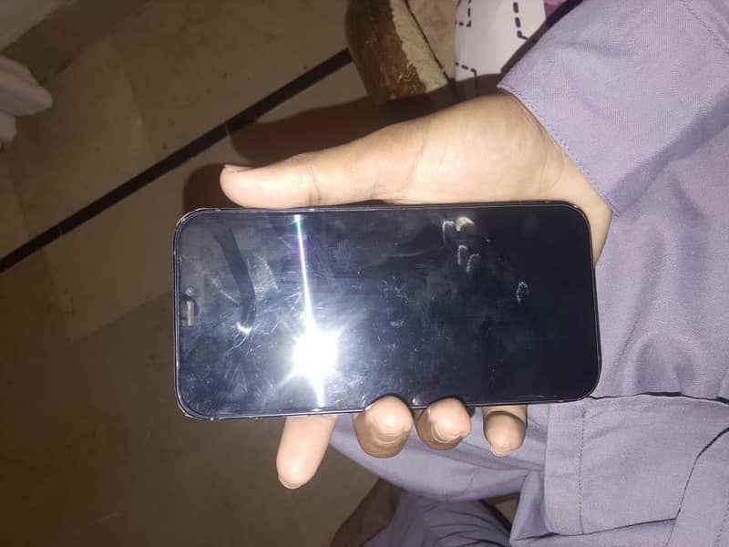 Apple iPhone 12 jv 0