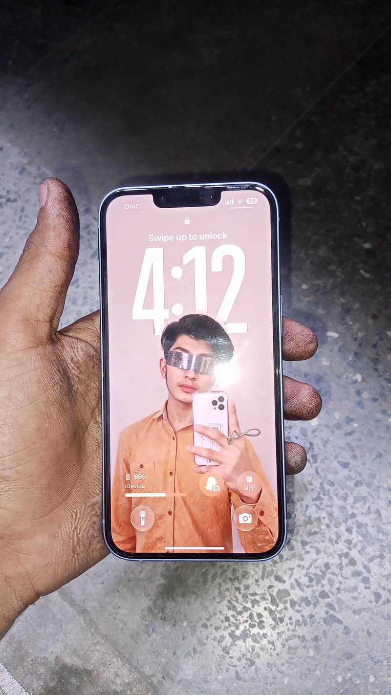 Apple iPhone 14 3