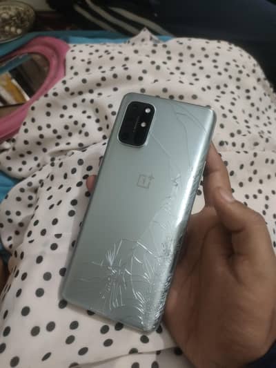 One Plus 8T 8/128 Pta