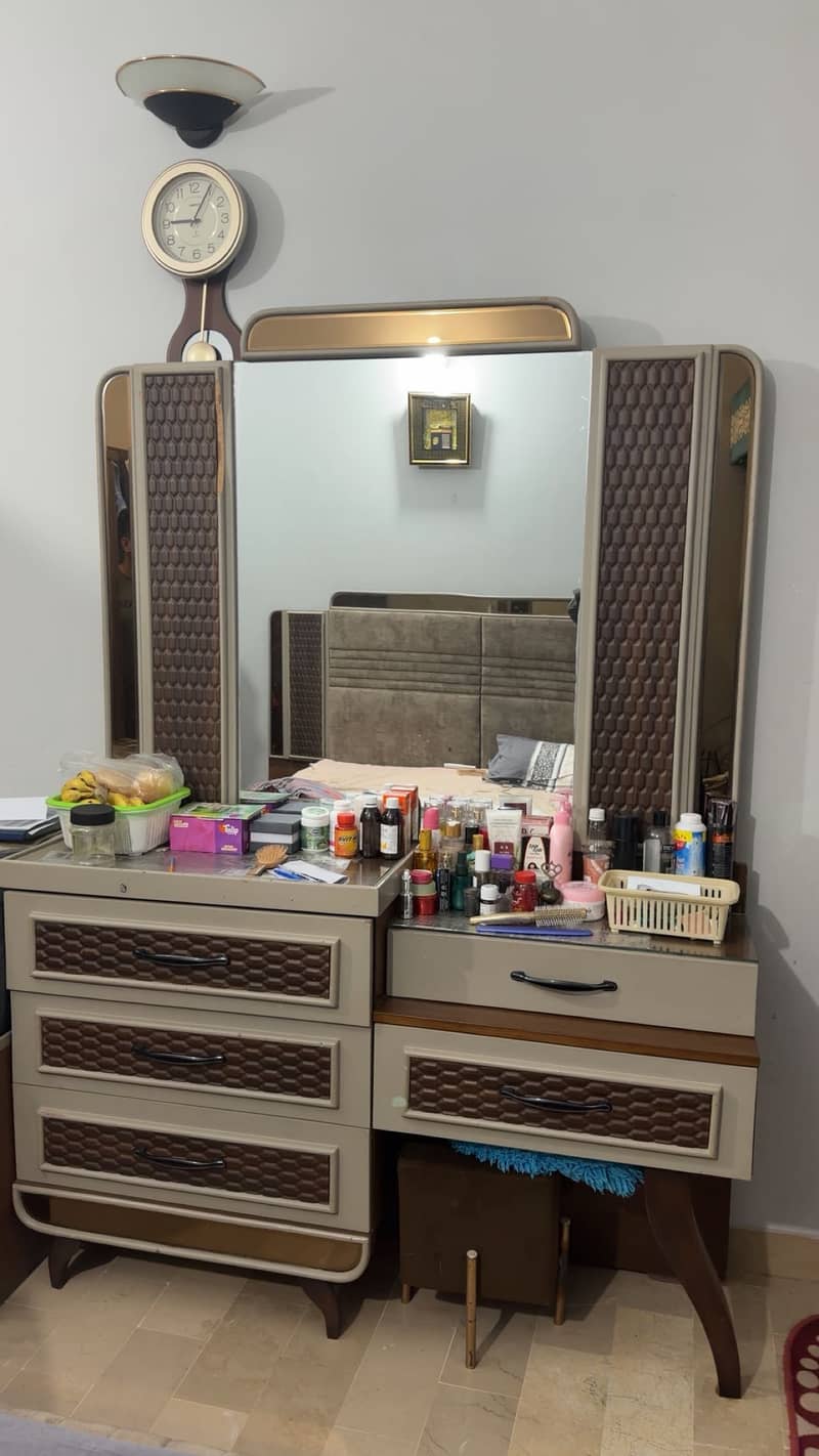 Bed, Side Table & Dressing Table Set for Sale 1