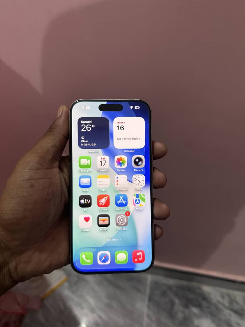 Apple iPhone 15 Pro 1