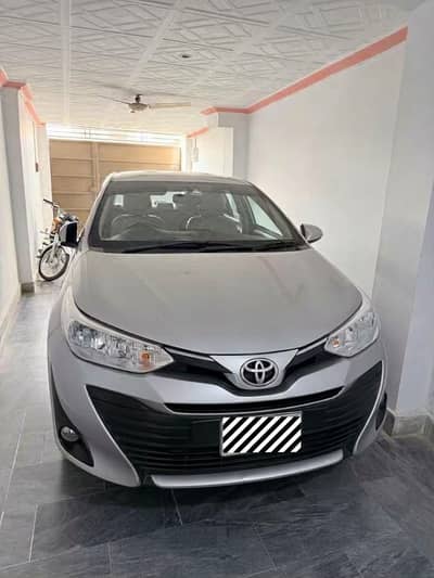 Toyota Yaris 2021 Total geniune Silver 1st owner