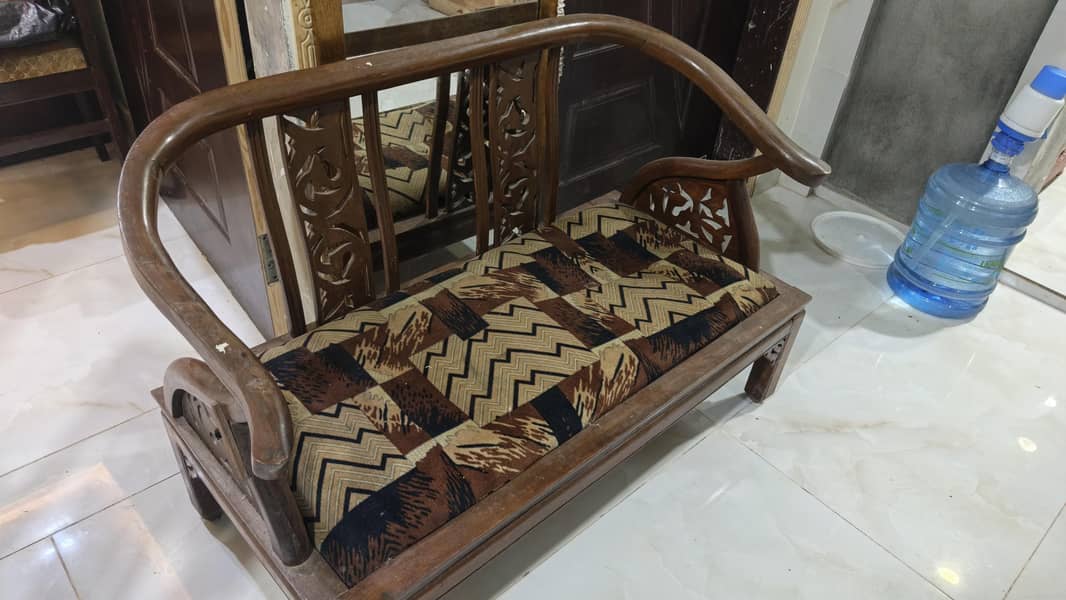 5 Seater Sofa 1