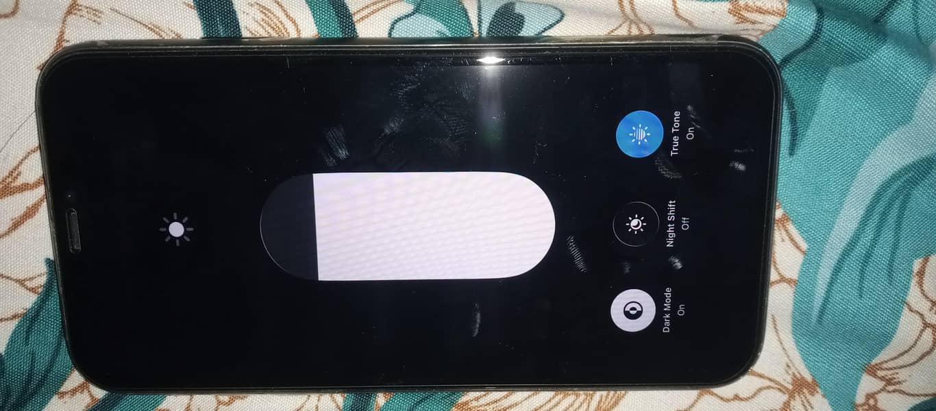 Apple iPhone 11 7