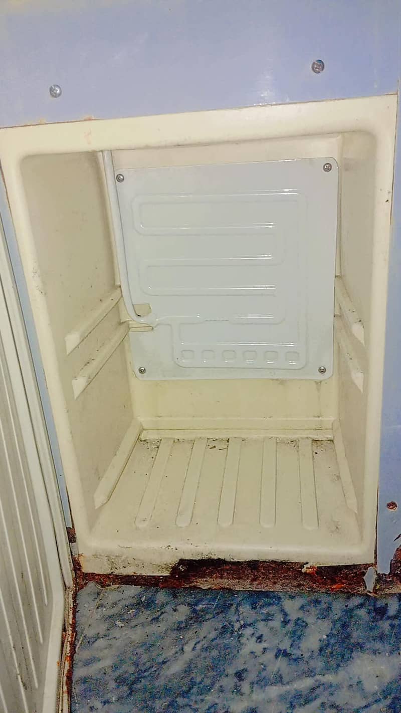 dispenser 3