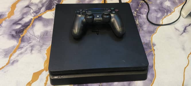 Ps4 slim jailbreak 1TB with original controller 16 games installed