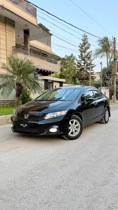 CIVIC 2013 SUNROOF/AUTO FULL ORIGINAL CONDITION btr city corolla civic