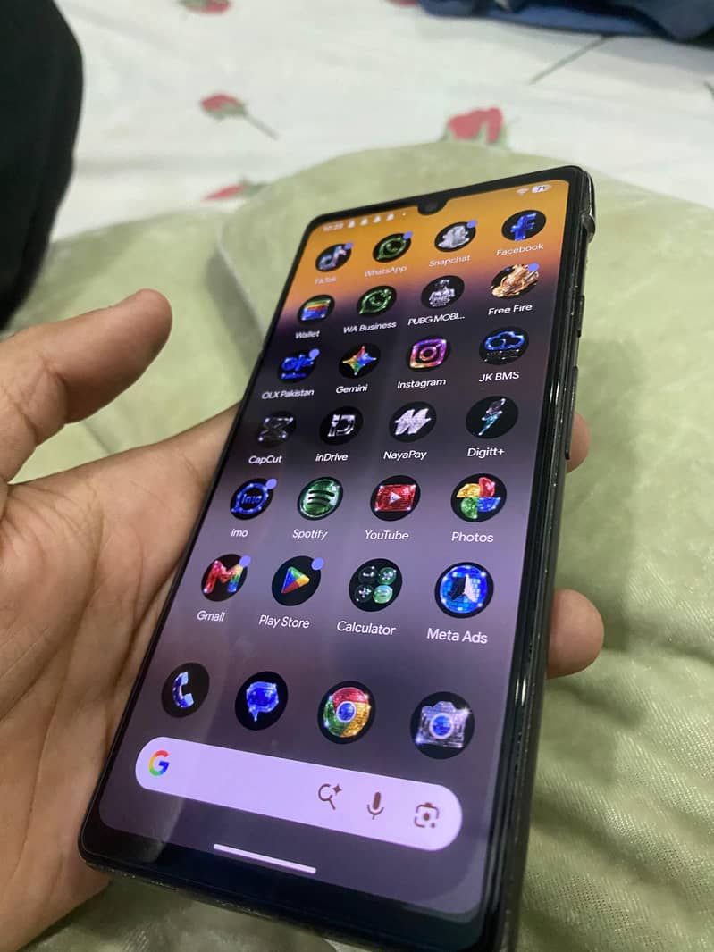 Google Pixel 6a (read discription) 10